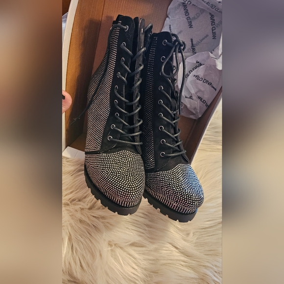 Wild Diva Rhinestone Combat Boots size 10 - Picture 2 of 3